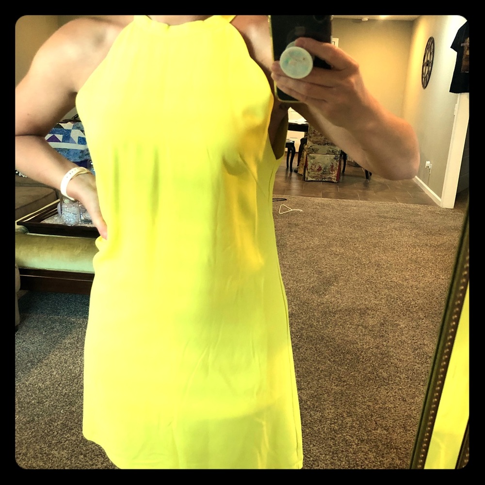 Pink Lily Yellow Summer Dress - Medium